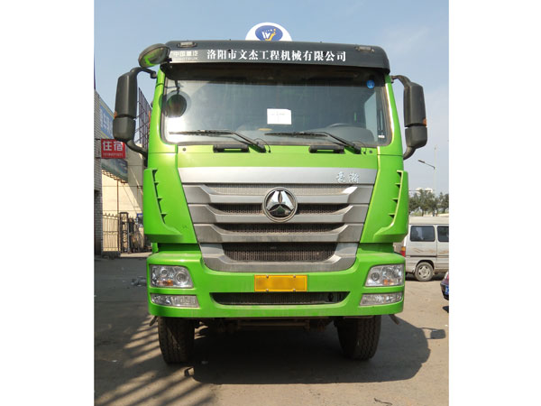 渣土车