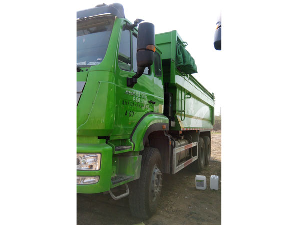 渣土车